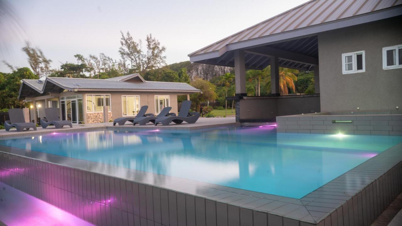 Soak'D Pineapple Villa Berrydale エクステリア 写真